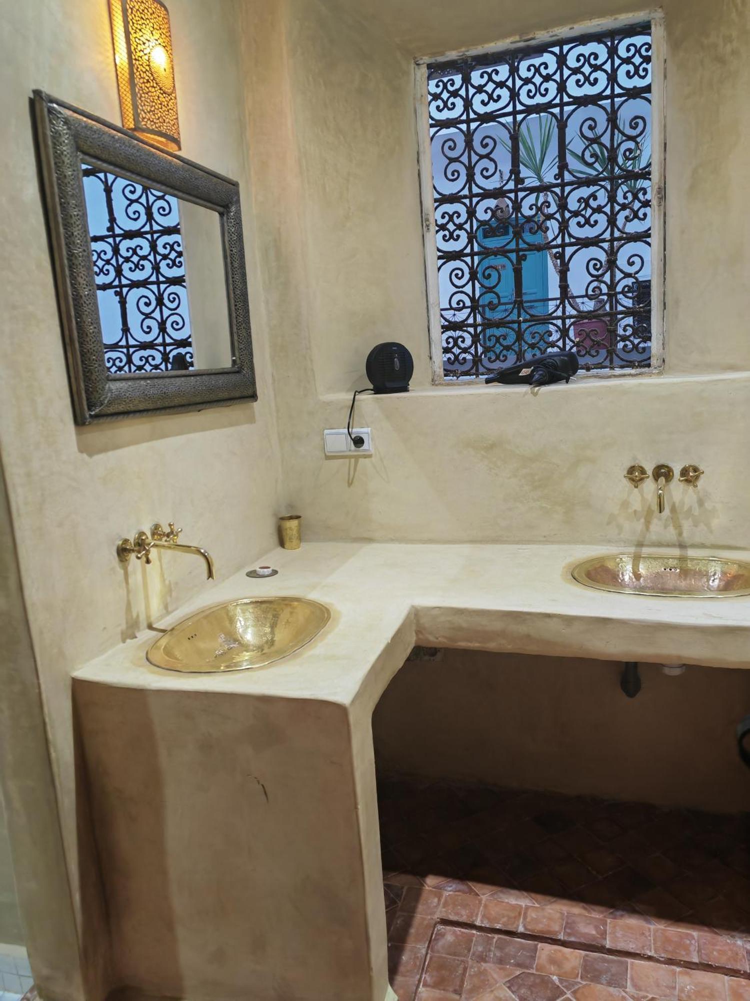 Riad Villa Berna Under Swiss Management Marrakesh Eksteriør billede